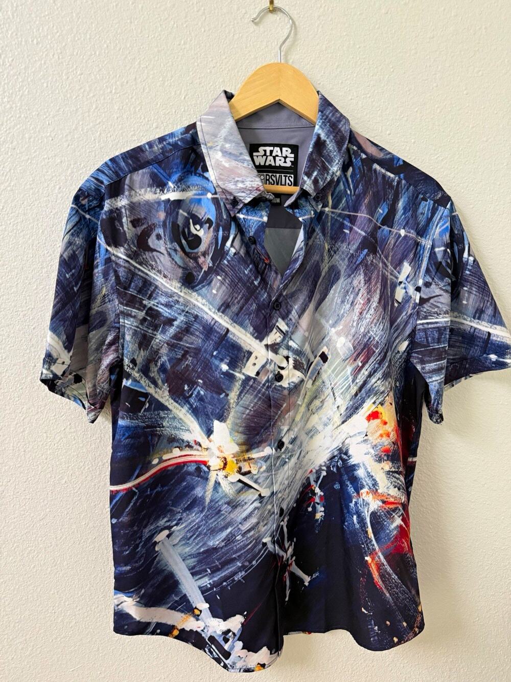 RSVLTS Star Wars Medium Short Sleeve Button-Down Shirt Space Battle Size M RARE